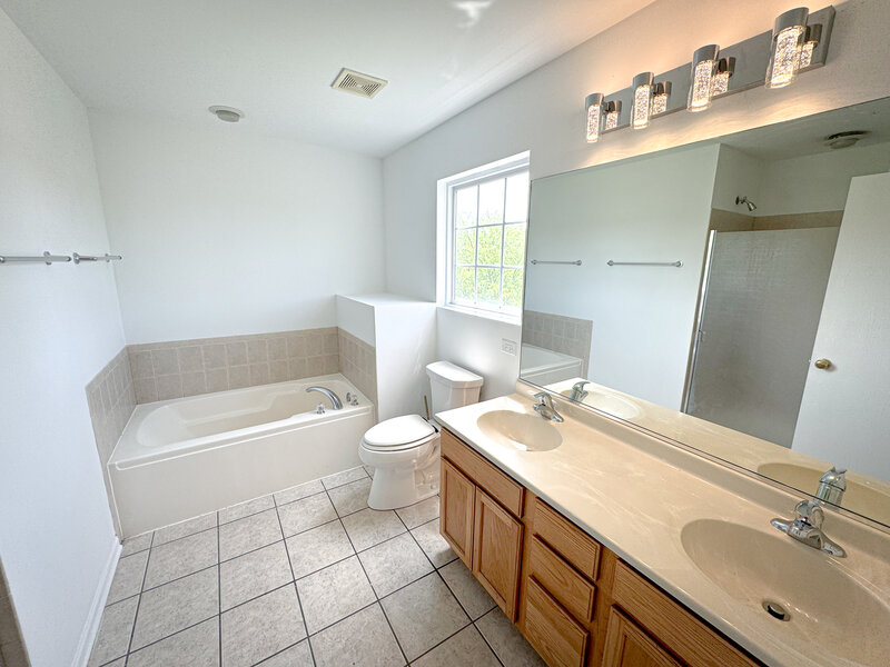 1758 Fredericksburg Lane Aurora IL 60503
