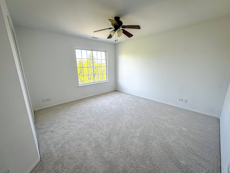 1758 Fredericksburg Lane Aurora IL 60503