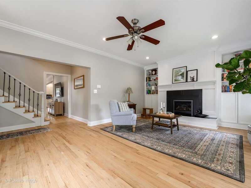 5002 N Central Park Avenue Chicago IL 60625