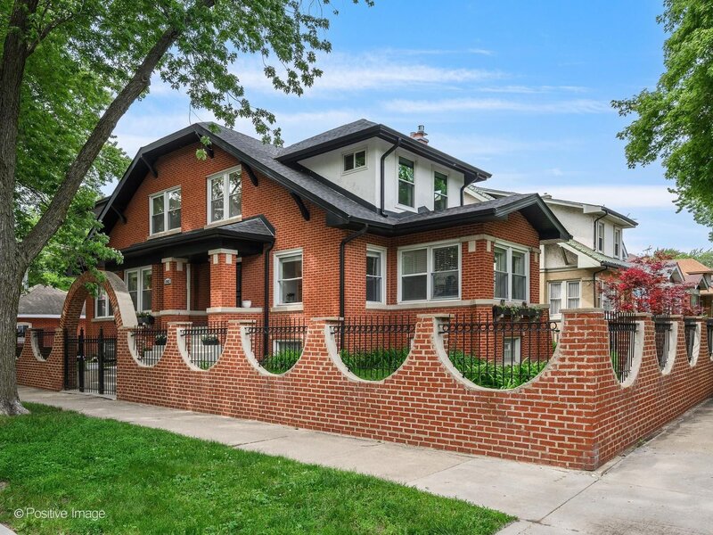 5002 N Central Park Avenue Chicago IL 60625