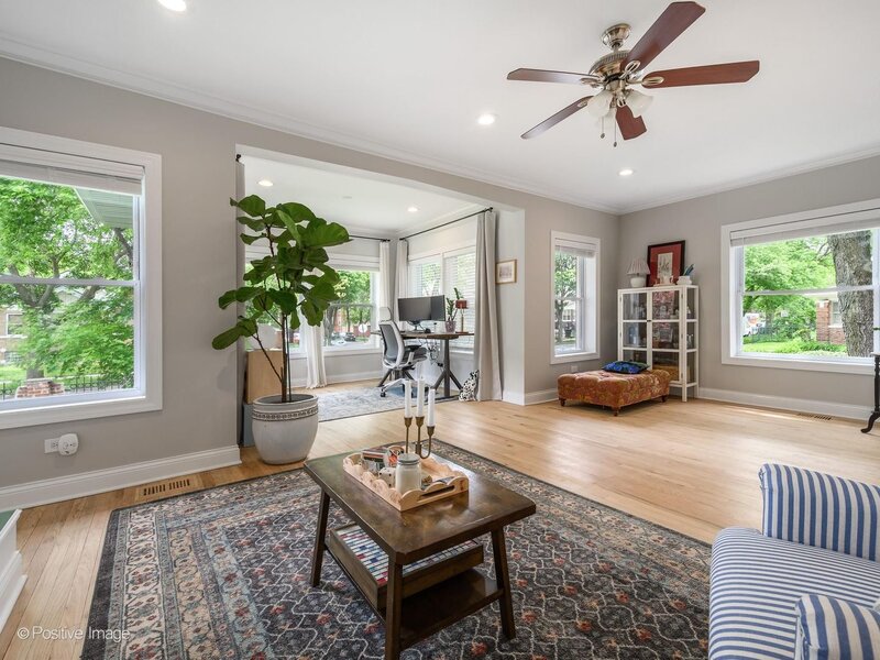 5002 N Central Park Avenue Chicago IL 60625