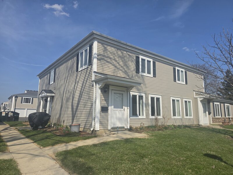 726 E Old Willow Road Prospect Heights IL 60070