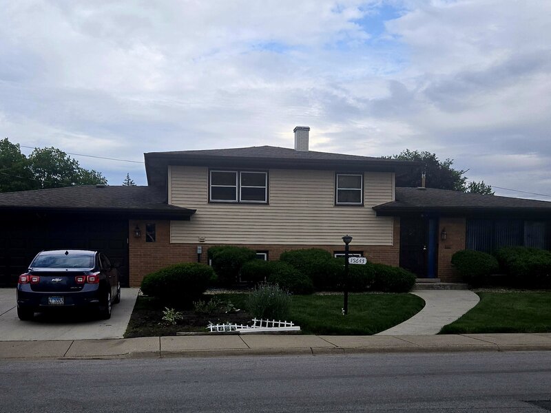 15643 Gouwens Lane South Holland IL 60473