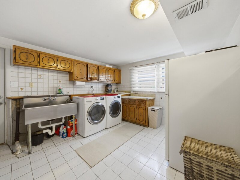 5815 W 87th Place Oak Lawn IL 60453