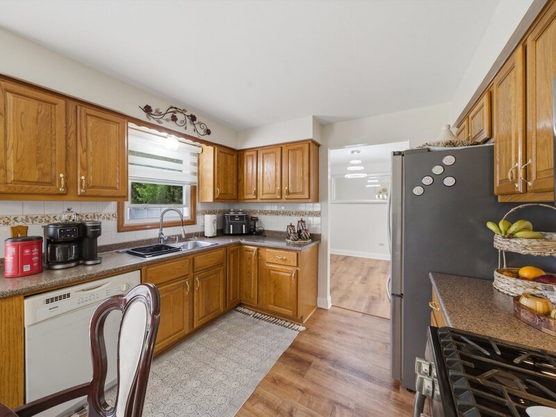 5815 W 87th Place Oak Lawn IL 60453