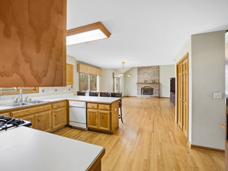 4807 Clearwater Lane Naperville IL 60564
