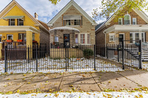 Photo of 6933 S Michigan Avenue Chicago IL 60637