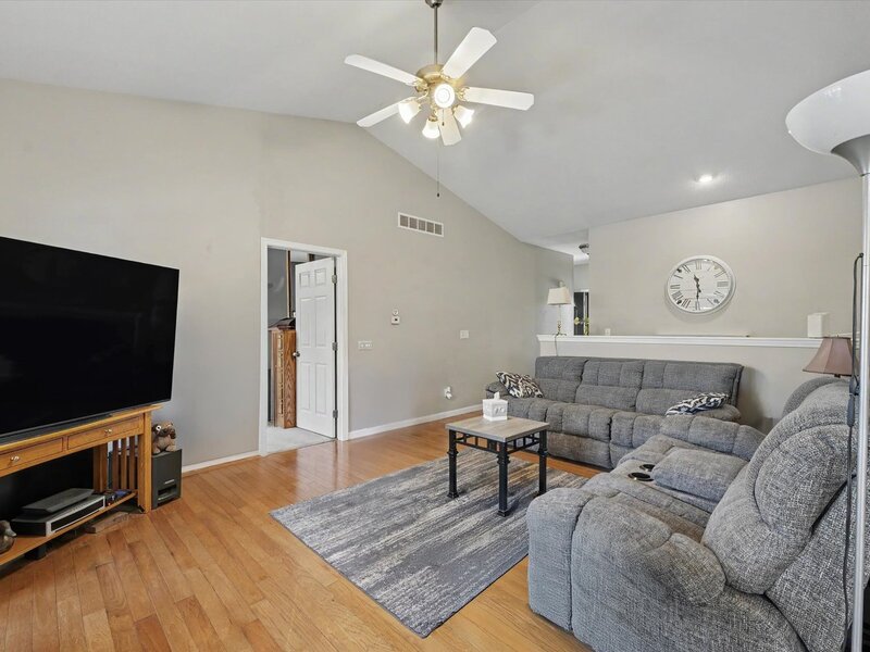 3802 Sandstone Drive Champaign IL 61822