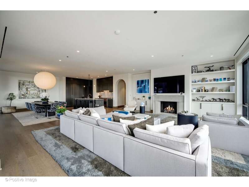 21 N May Street Chicago IL 60607
