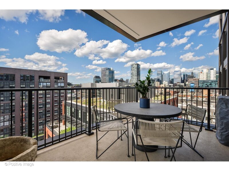 21 N May Street Chicago IL 60607