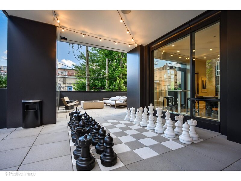 21 N May Street Chicago IL 60607