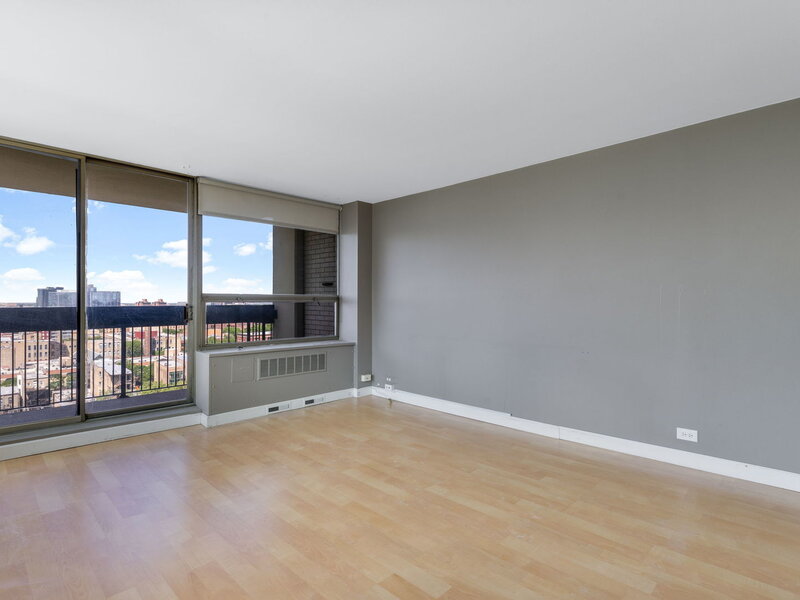 1355 N Sandburg Terrace Chicago IL 60610