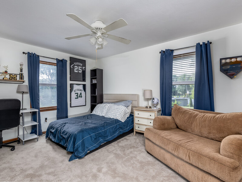 15 Oaklane Drive Ottawa IL 61350