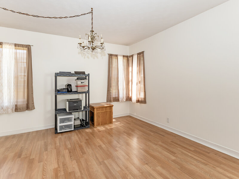 1030 N 3rd Street Clinton IA 52732