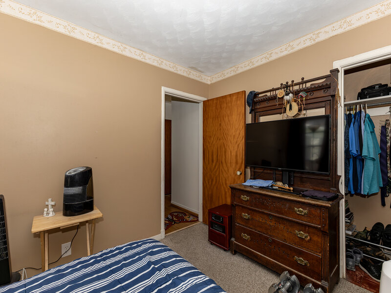1030 N 3rd Street Clinton IA 52732