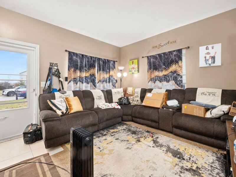2269 Rebecca Circle Montgomery IL 60538