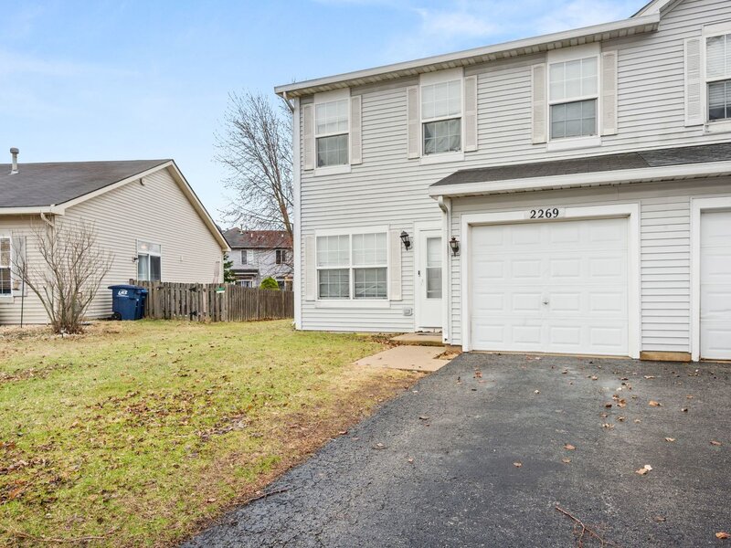 2269 Rebecca Circle Montgomery IL 60538