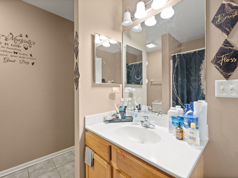 2269 Rebecca Circle Montgomery IL 60538
