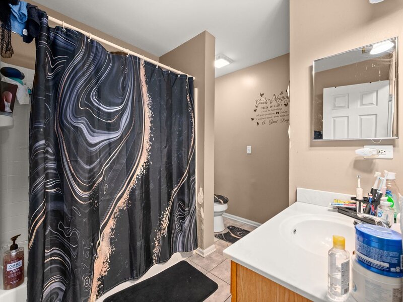 2269 Rebecca Circle Montgomery IL 60538