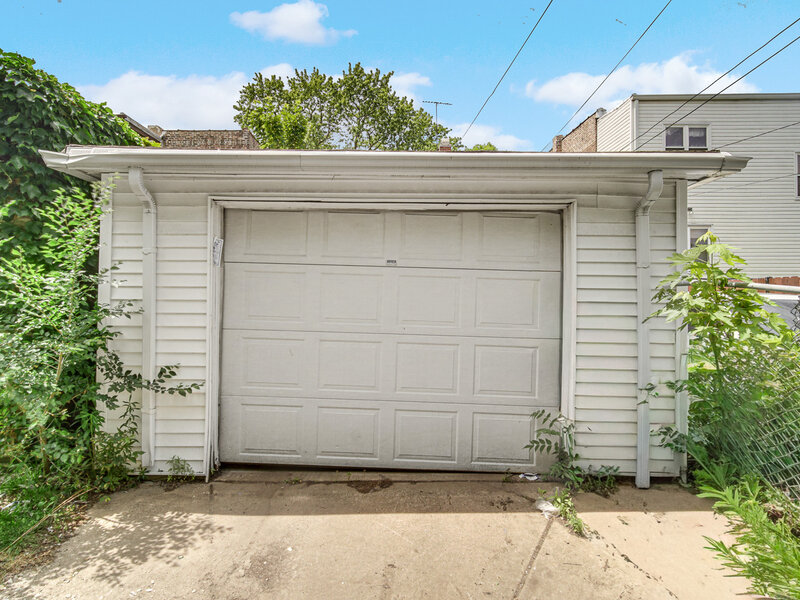 11243 S Vernon Avenue Chicago IL 60628