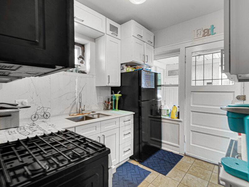 11243 S Vernon Avenue Chicago IL 60628