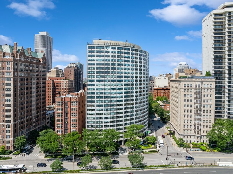 1150 N Lake Shore Drive Chicago IL 60611