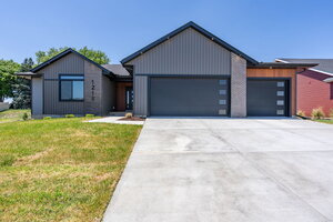 Photo of 1218 S. 2nd Street Eldridge IA 52748