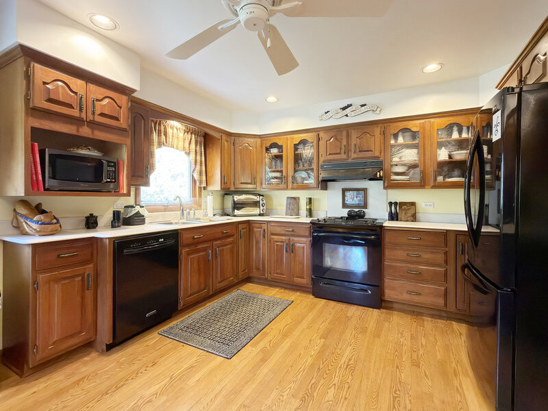 34841 N Leonard Avenue Ingleside IL 60041