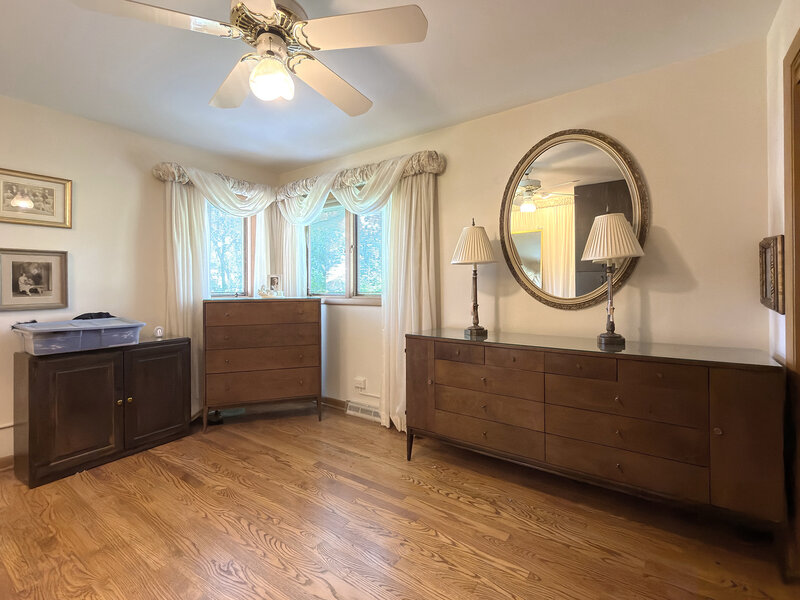 34841 N Leonard Avenue Ingleside IL 60041