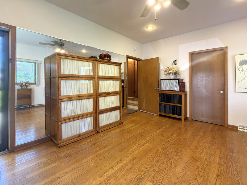 34841 N Leonard Avenue Ingleside IL 60041