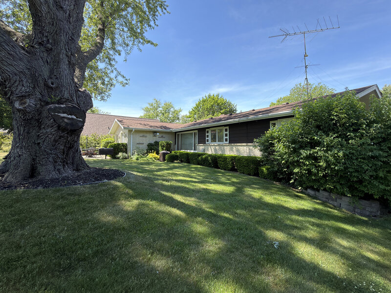 34841 N Leonard Avenue Ingleside IL 60041