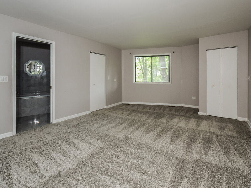 526 Towne Court Gilberts IL 60136