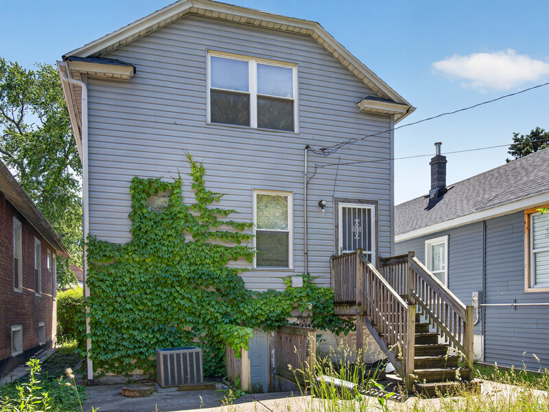 1018 W 104th Place Chicago IL 60643