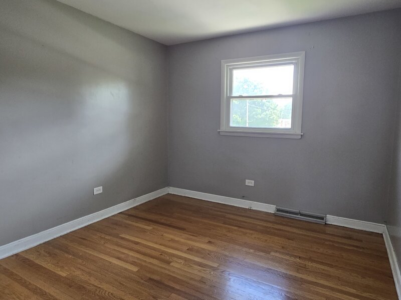 309 Streamside Drive Harvey IL 60426