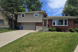 Photo of 309 Streamside Drive Harvey IL 60426