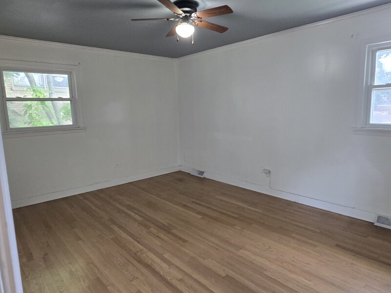 309 Streamside Drive Harvey IL 60426