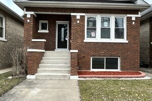 Photo of 2233 Clinton Avenue Berwyn IL 60402
