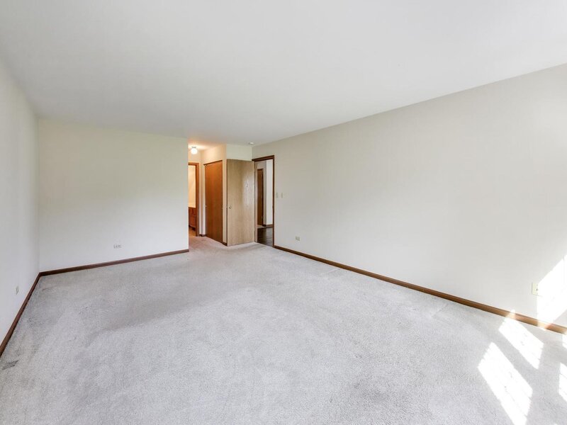 21040 W Hazelnut Lane Plainfield IL 60544