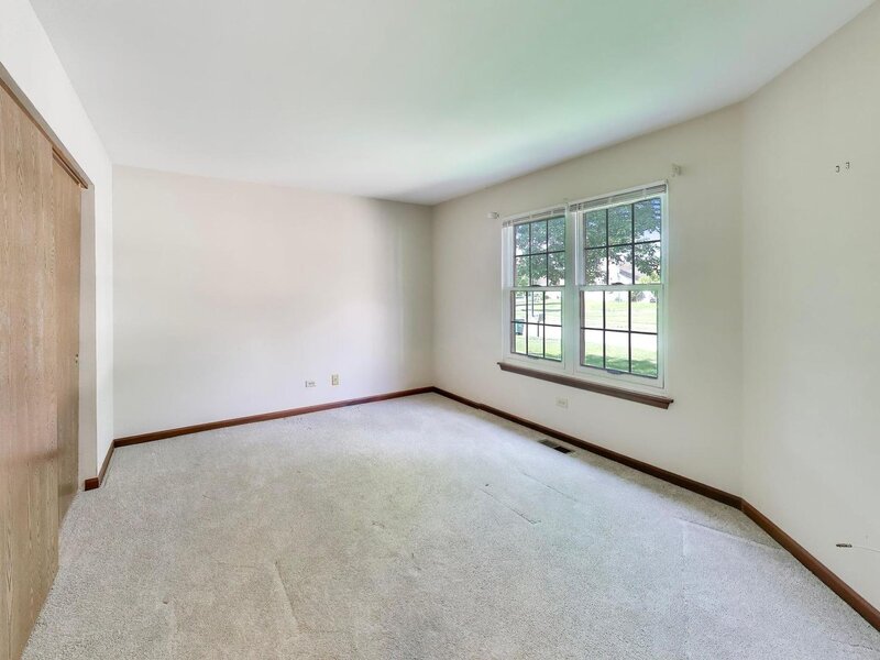 21040 W Hazelnut Lane Plainfield IL 60544