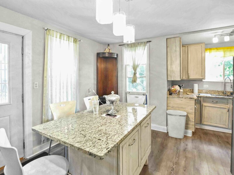 15604 Loomis Avenue Harvey IL 60426