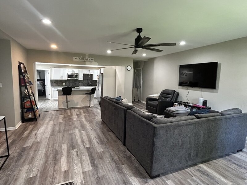 14810 Perry Avenue South Holland IL 60473