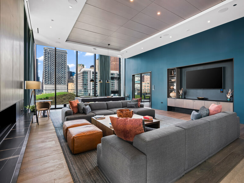 234 W Polk Street Chicago IL 60607