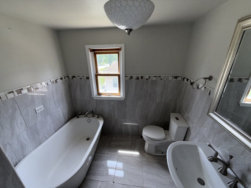 7 W 148th Street Dolton IL 60419