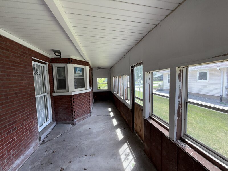7 W 148th Street Dolton IL 60419
