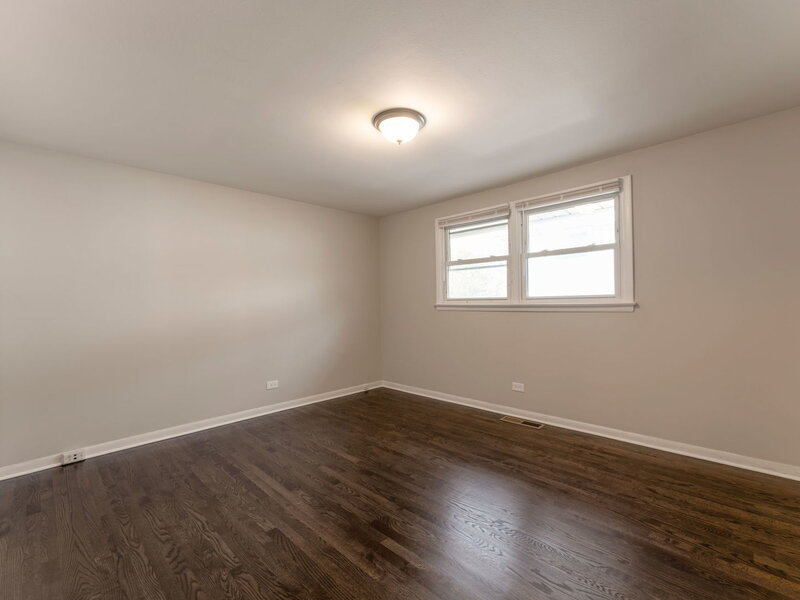 16928 Old Elm Drive Country Club Hills IL 60478