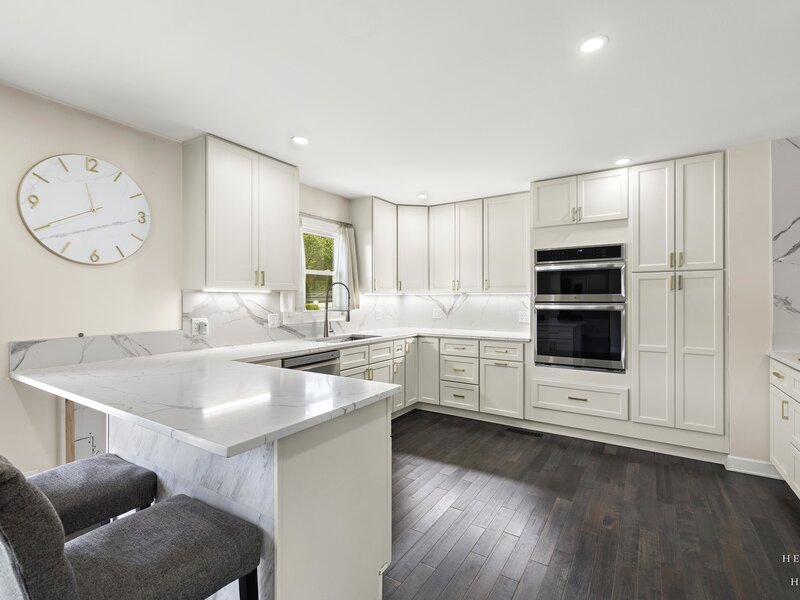 6910 Juniper Street Hanover Park IL 60133