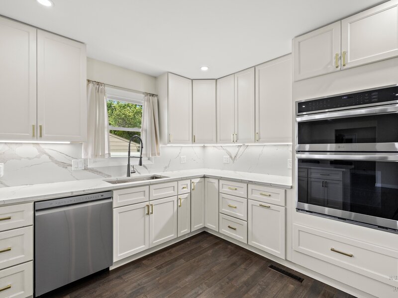 6910 Juniper Street Hanover Park IL 60133