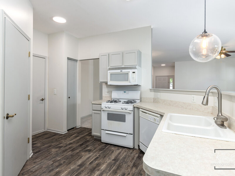 636 S Cadillac Circle Romeoville IL 60446