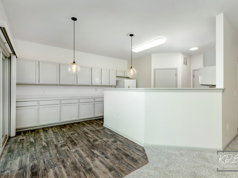 636 S Cadillac Circle Romeoville IL 60446