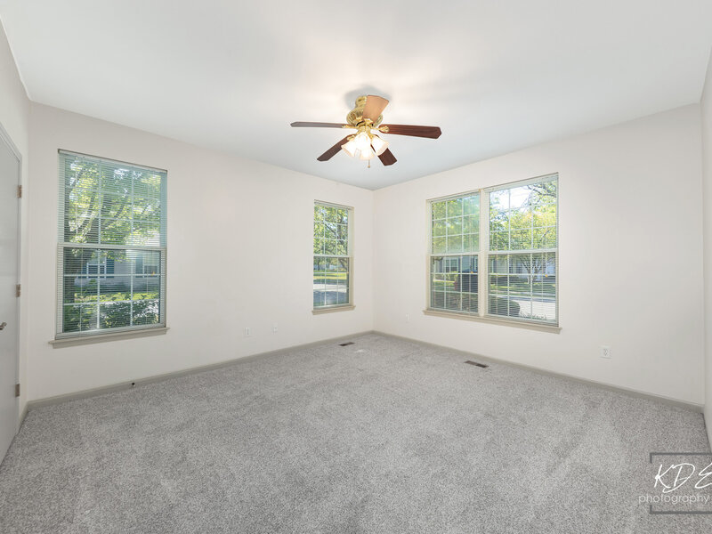 636 S Cadillac Circle Romeoville IL 60446